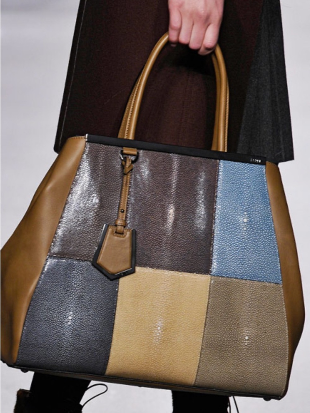 Fendi: a Shagreen 2Jours Tote - Picture 2 of 16